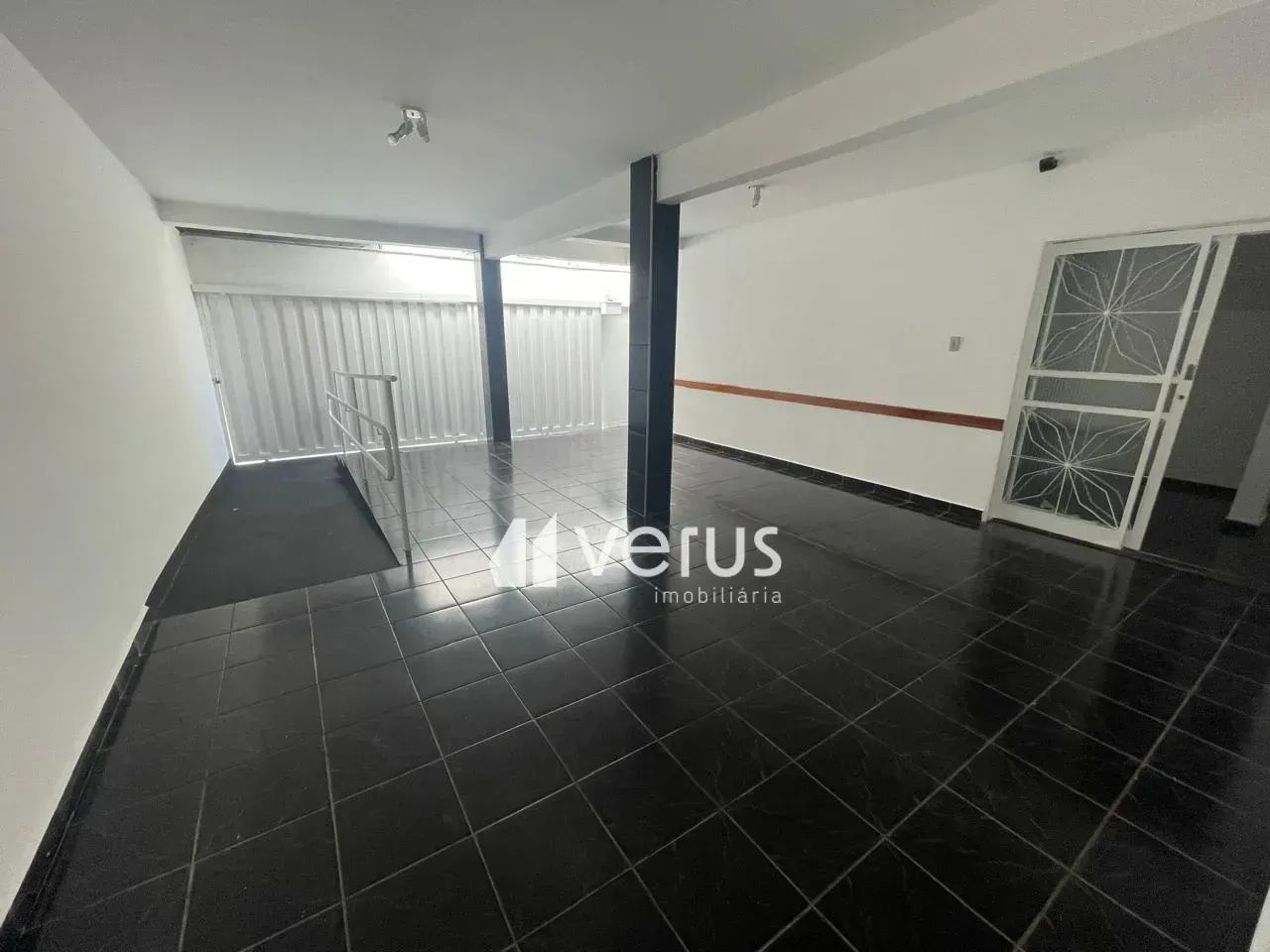 casa comercial para aluguel, Centro - Uberlândia/MG