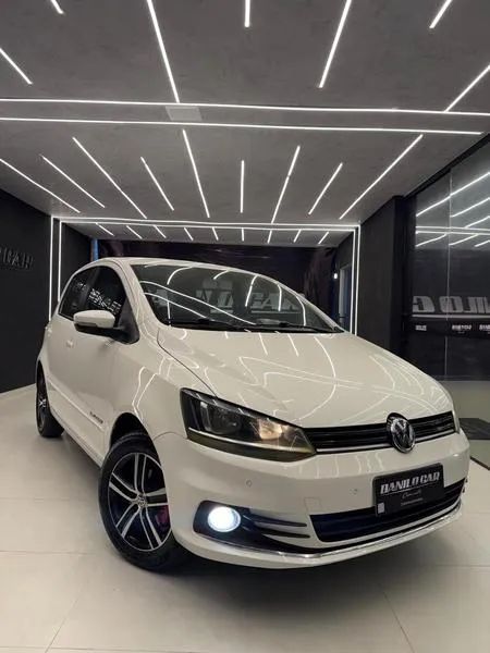 Volkswagen Fox COMFORTLINE 1.0 FLEX 12V 5P 2015