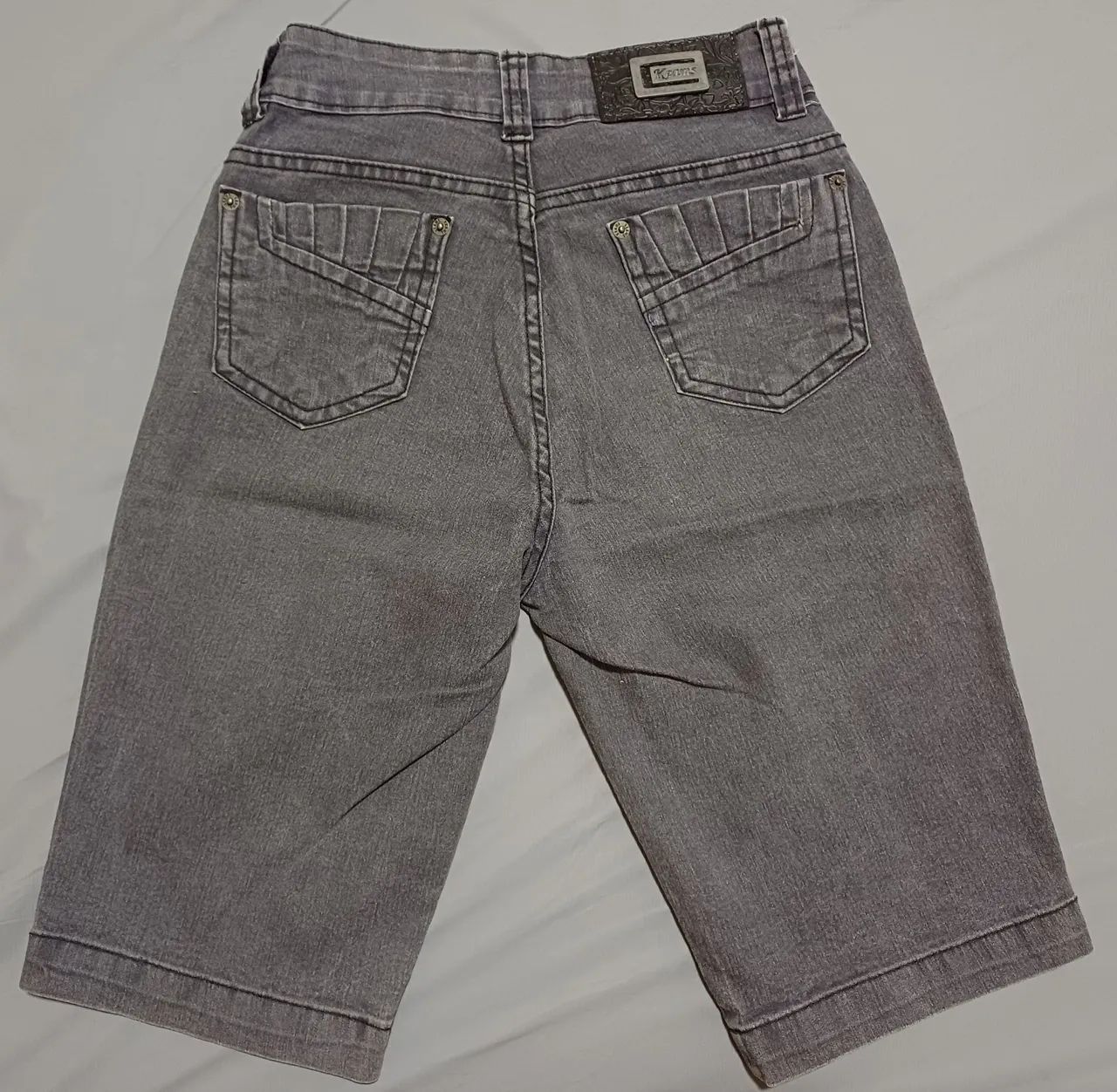 Bermuda jeans tamanho  38 - Foto 2