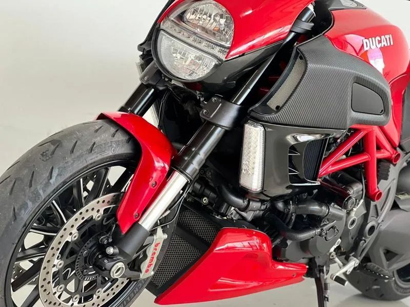 DUCATI DIAVEL 2012 - Foto 5