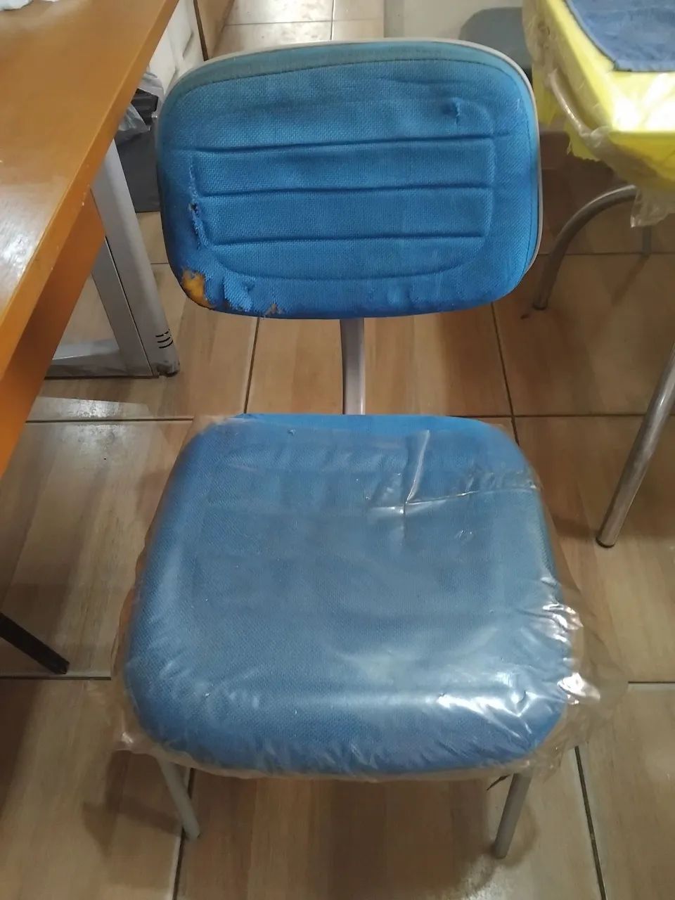 Longarina de 3 lugare,cor azul no estado . - Foto 3