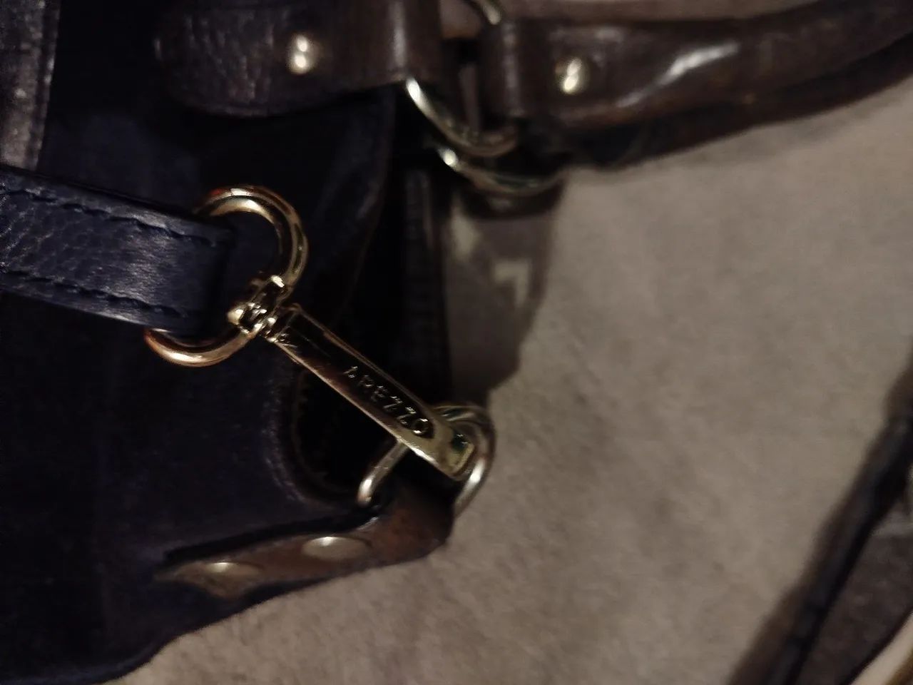Bolsa de couro Arezzo  - Foto 4