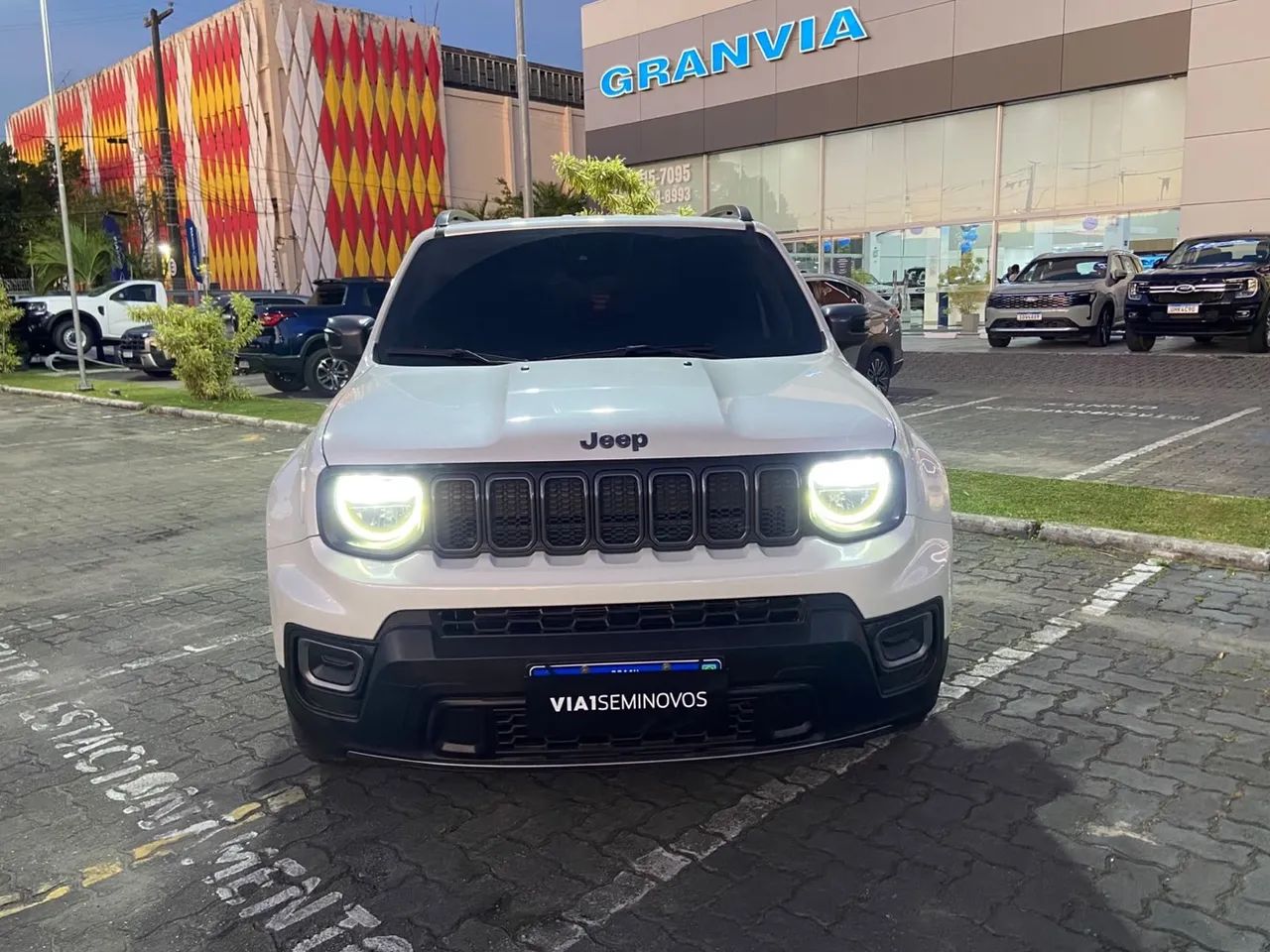Jeep Renegade Long. T270 1.3 TB 4X2 Flex Aut. 2026 - Foto 2