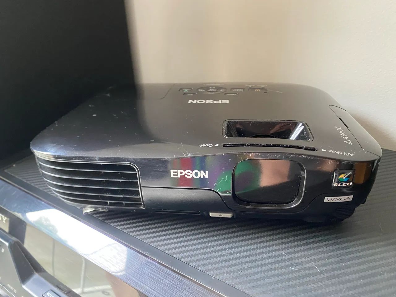 Projetor Epson PowerLite W10+ usado