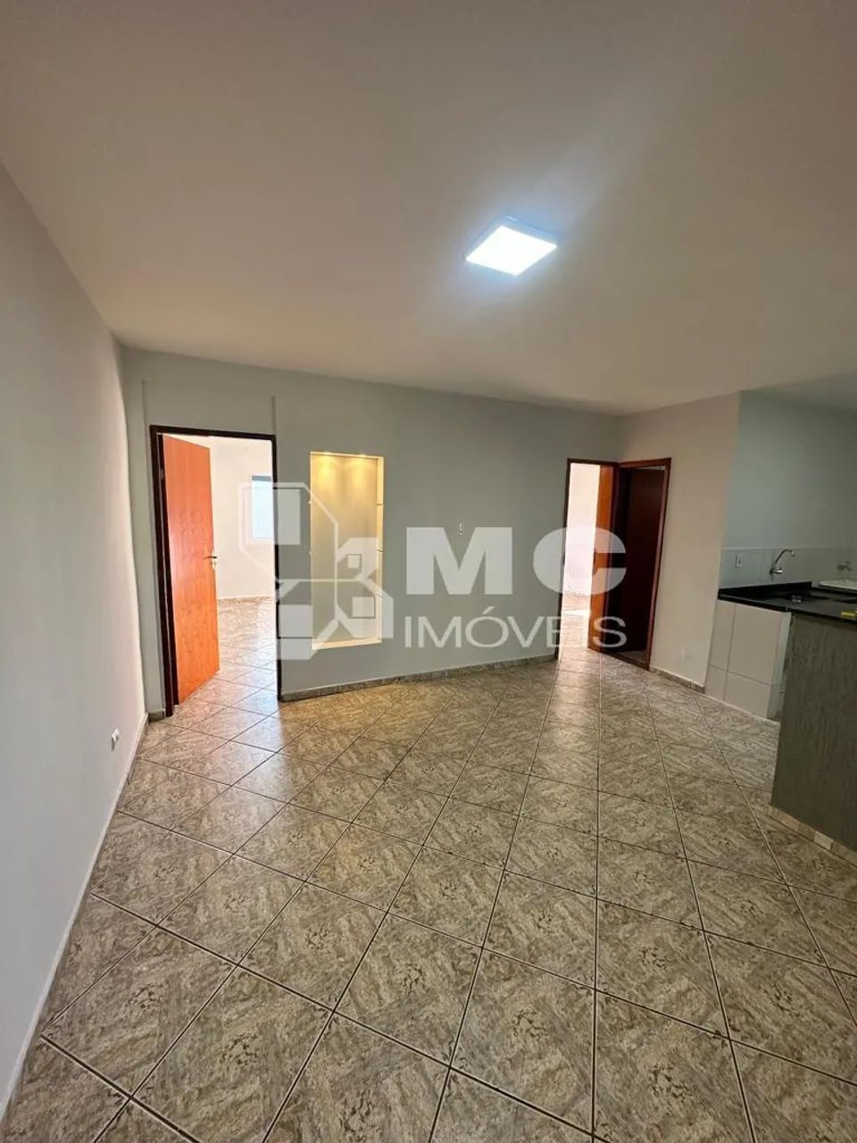 Apartamento 2 quartos no Setor Coimbra - Foto 2