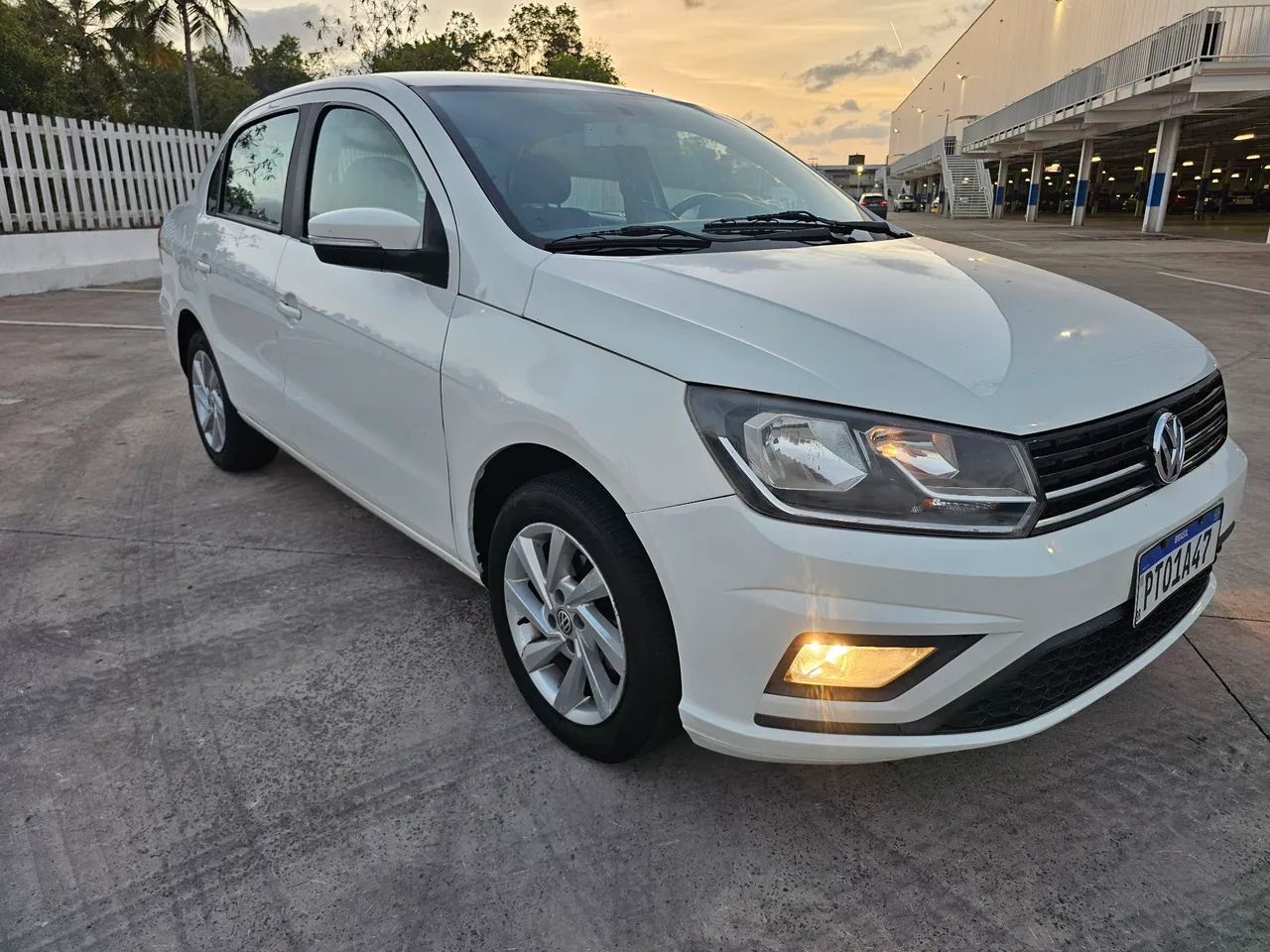 Volkswagen Voyage 1.6 MSI FLEX 16V 4P AUT. 2020