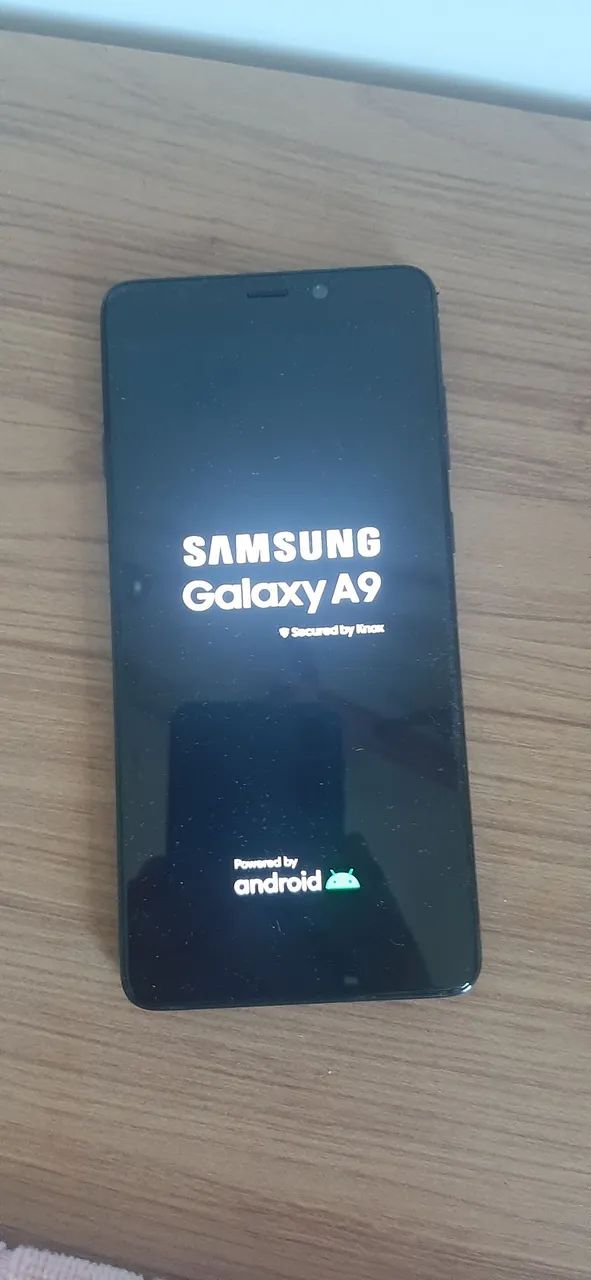 Smartphone Samsung Galaxy A9 2018 - Foto 2