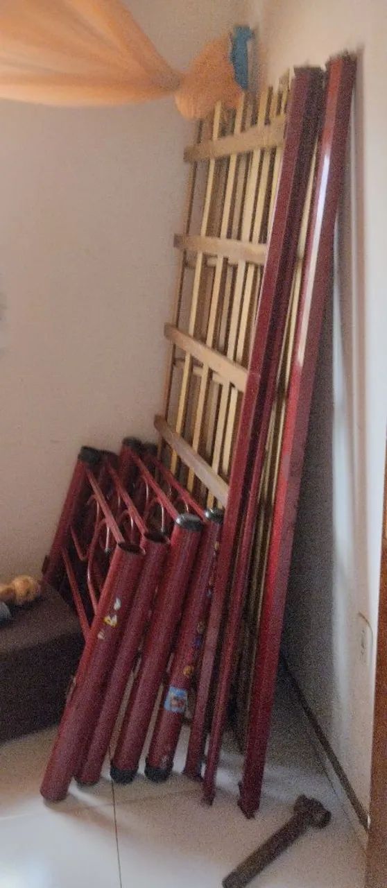 Cama Beliche e colchões 