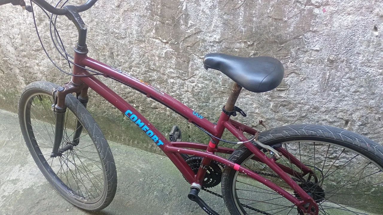 Vende se bicicleta de macha