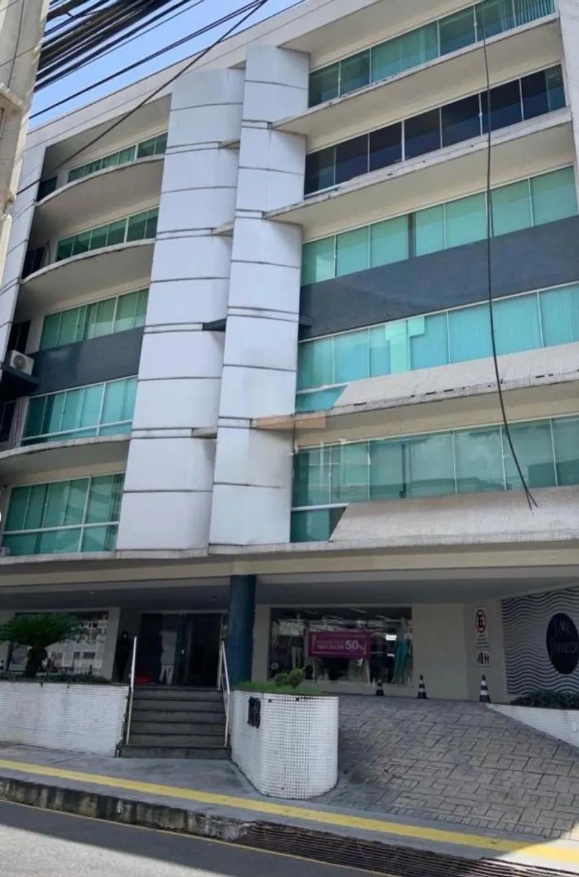 Vendo excelente sala comercial no Bolonha