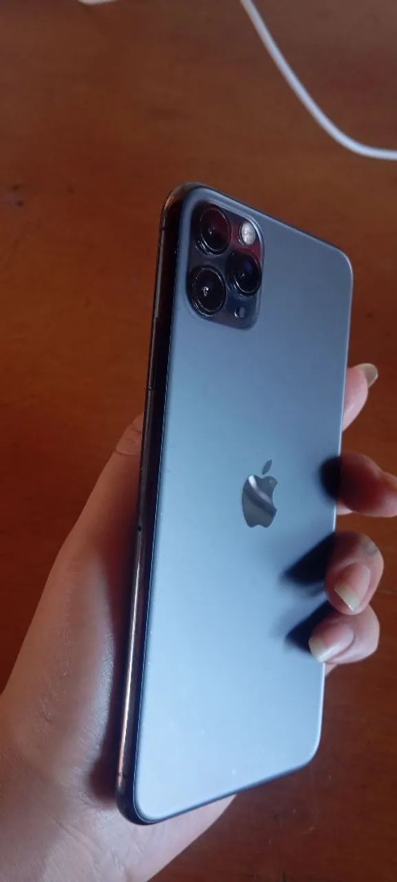Vende iPhone 11 pro max 256gb