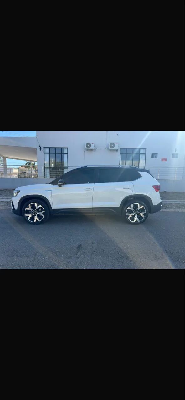 Volkswagen Taos 2025