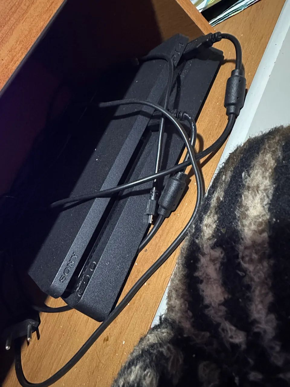 PlayStation 4 Slim - Foto 3