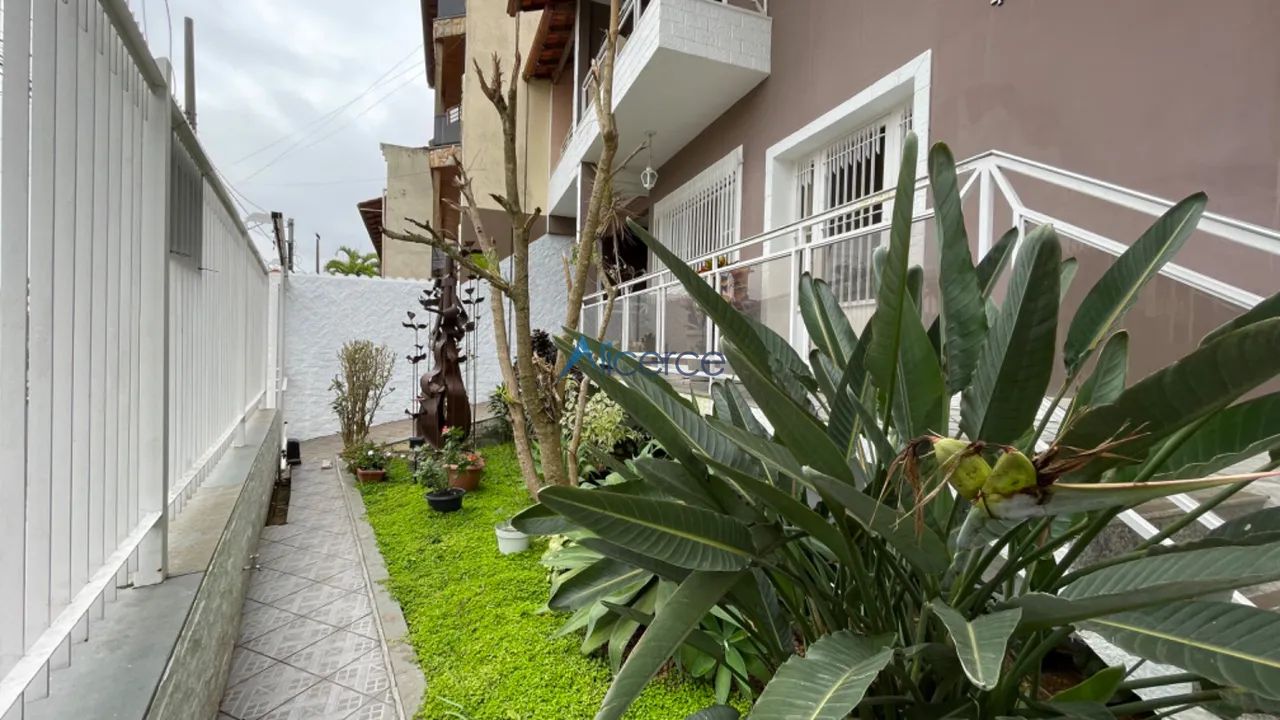 Casa duplex à venda com 04 quartos à Venda 273m² - Foto 3