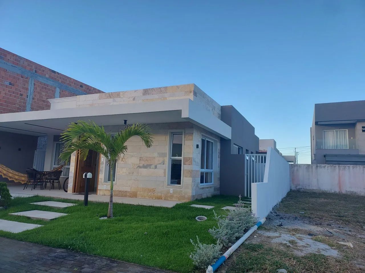 CASA TÉRREA 3 SUÍTES PARA ALUGUEL - MALUÍ RESIDENCE - Foto 2