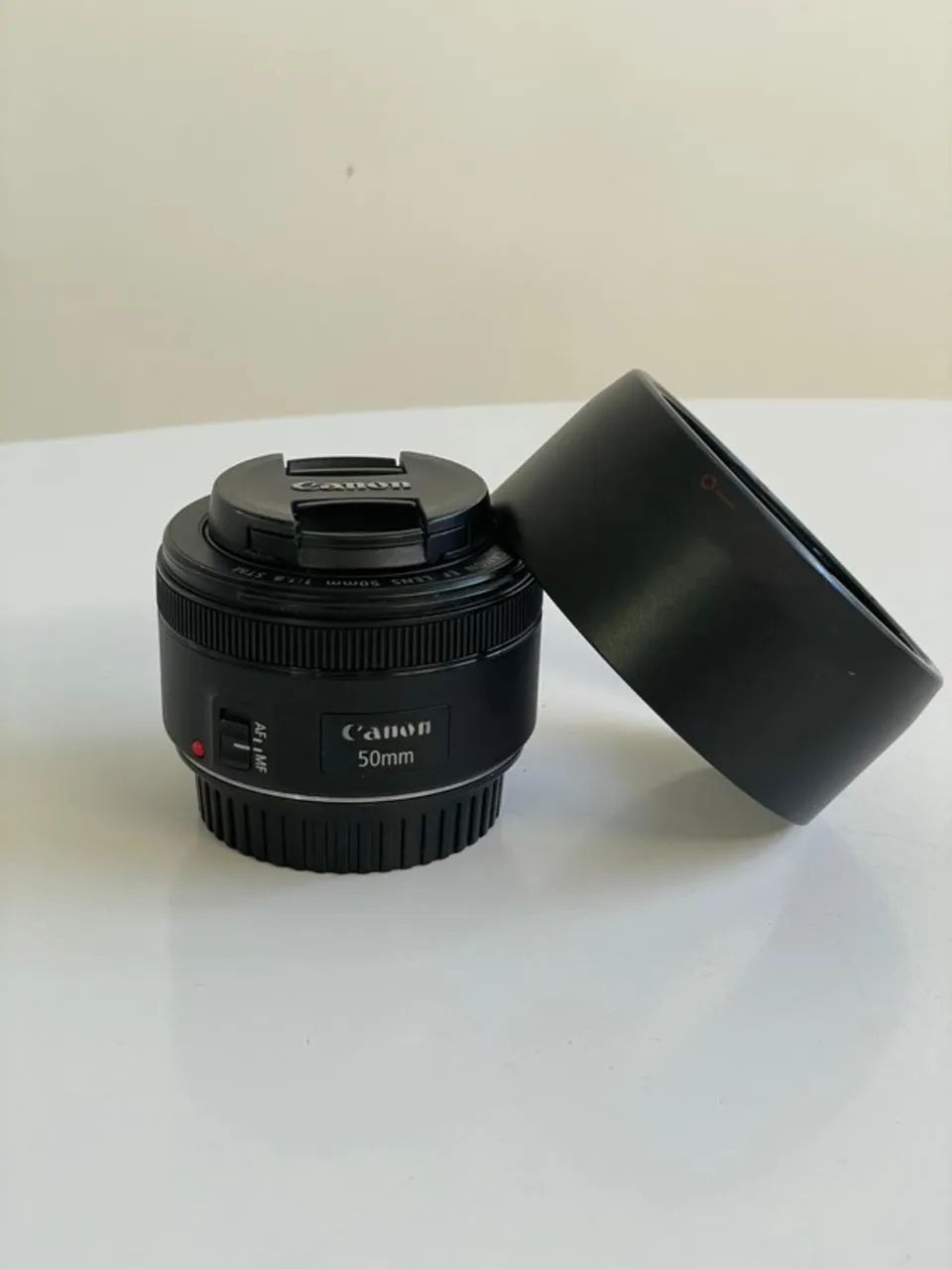 Lente Canon EF 50mm 1.8 STM + Parasol - Foto 2