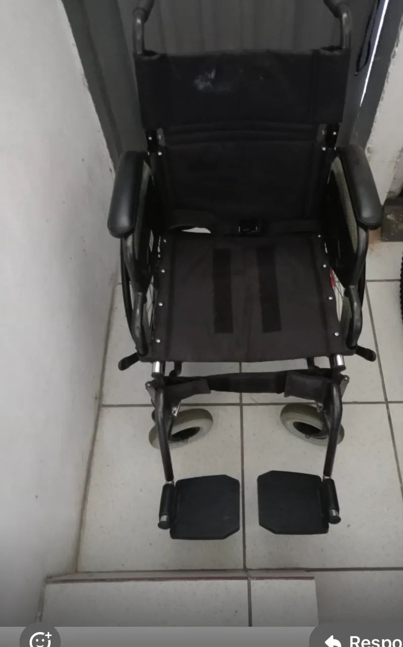 Cadeira de rodas - Foto 3