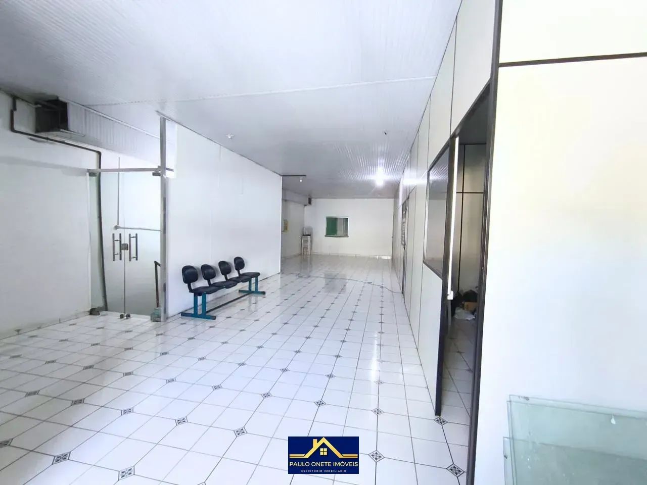 SALA PARA ESCRITÓRIO 2° PISO  CENTRO DE MANAUS - AV. GETÚLIO VARGAS - Foto 2
