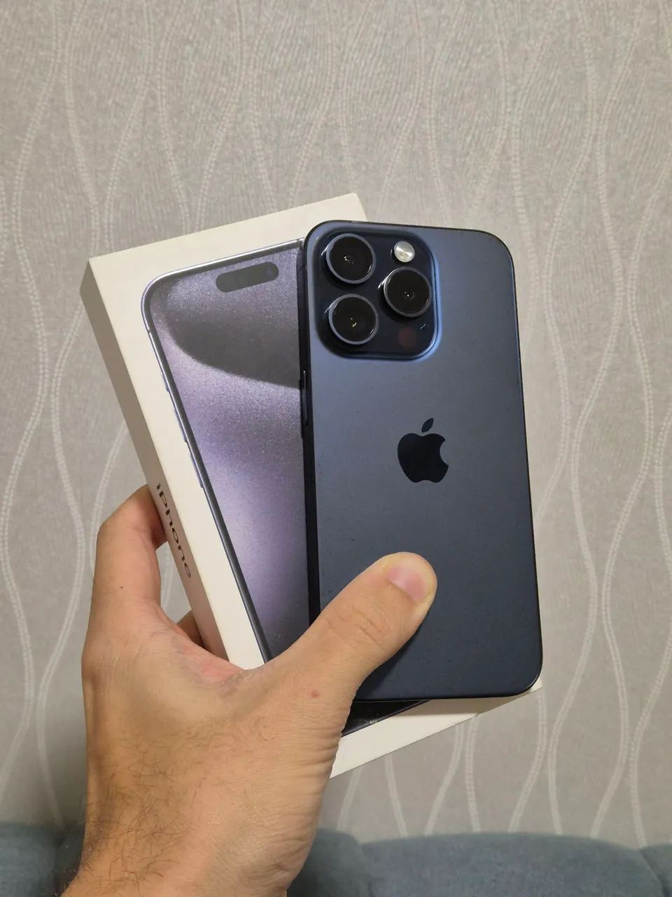 iPhone 15 Pro 256GB Blue Titanium