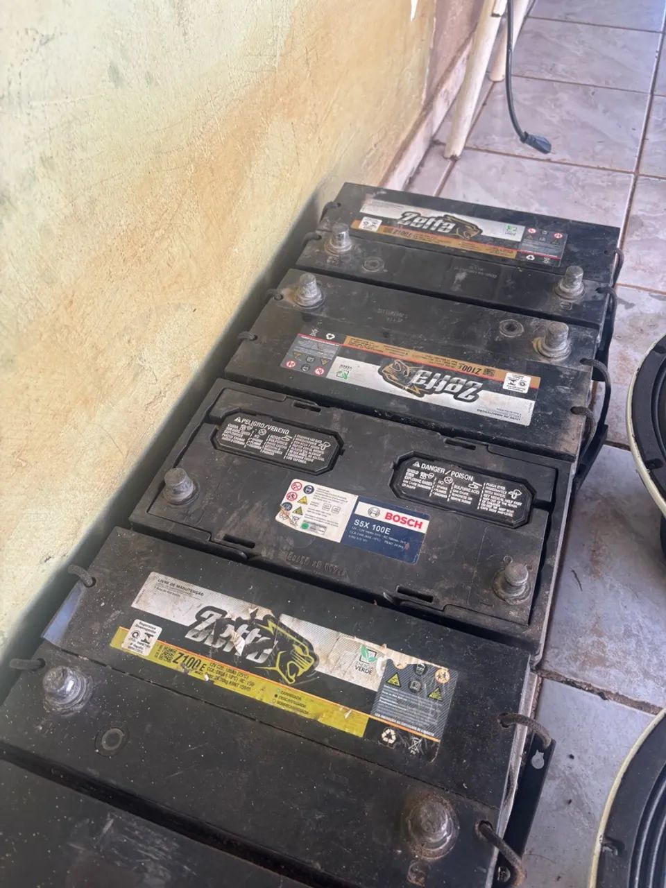 Baterias 100Ah Zetta/Moura