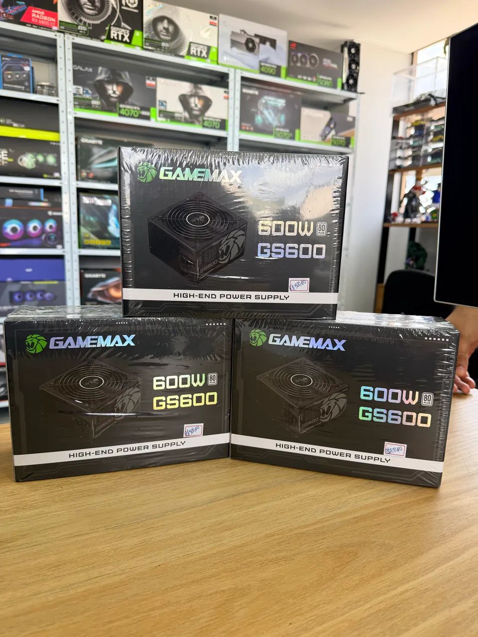 FONTE GAMEMAX 600w 80 PLUS LACRADA 