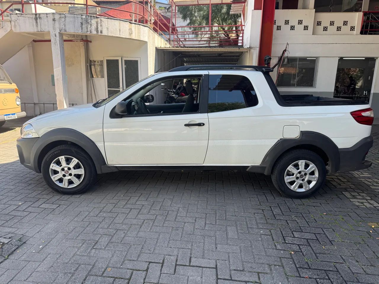 Fiat Strada Working Celeb.1.4 Fire Flex 8V CD 2016 - Foto 4