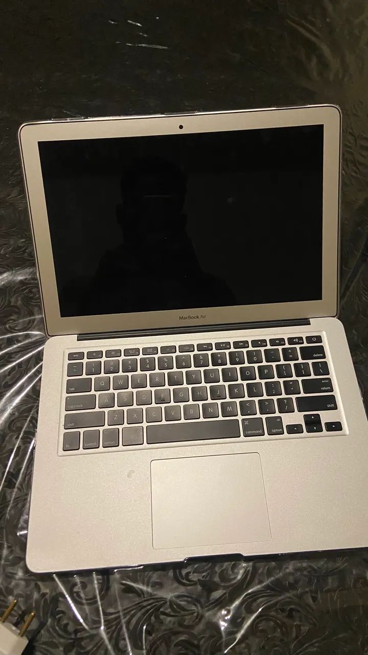 MacBook Air 13 Early 2014 256GB + carregador + capa - Notebooks