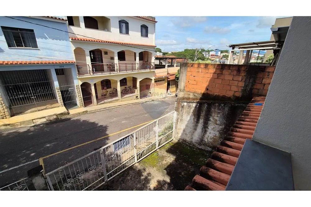 Casa com ótimo espaço interno e externo no São Francisco - Foto 5