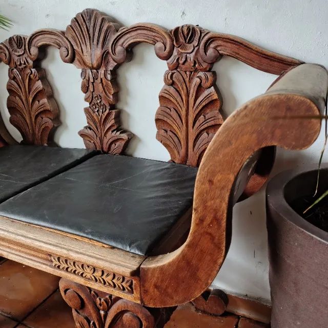 Antigo Banco Marquesa todo em madeira trabalhada - Foto 2