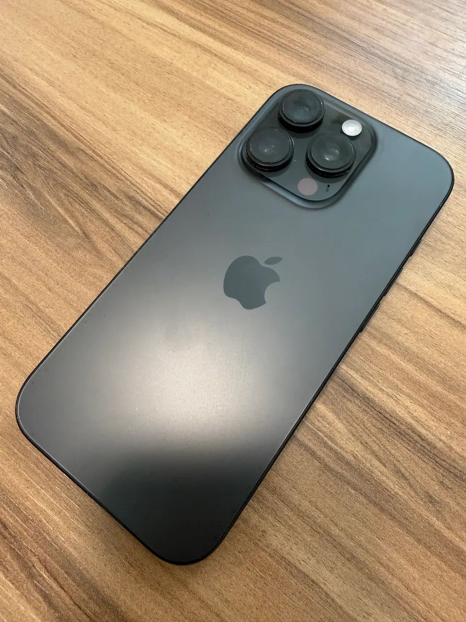 iPhone 16 Pro