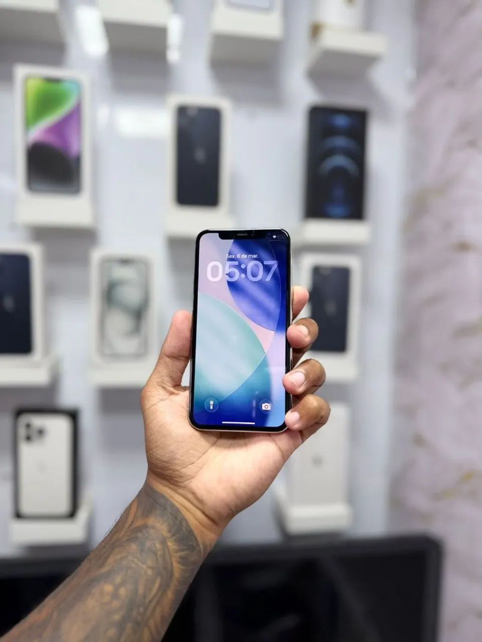 IPHONE 11 PRO 64GB BRANCO<br>R$ 1.550,00 TOP - Foto 5