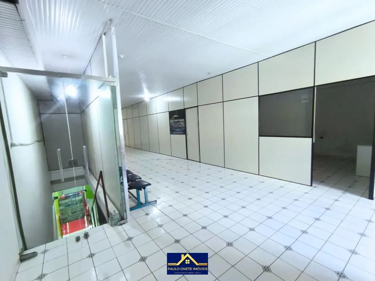 SALA PARA ESCRITÓRIO 2° PISO  CENTRO DE MANAUS - AV. GETÚLIO VARGAS