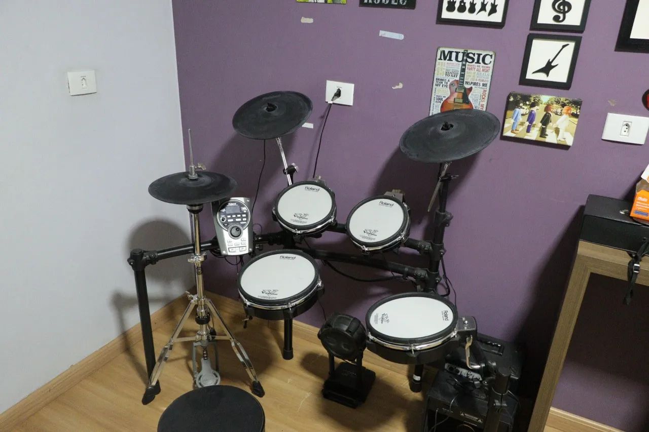 Bateria eletrônica Roland TD15 KV 