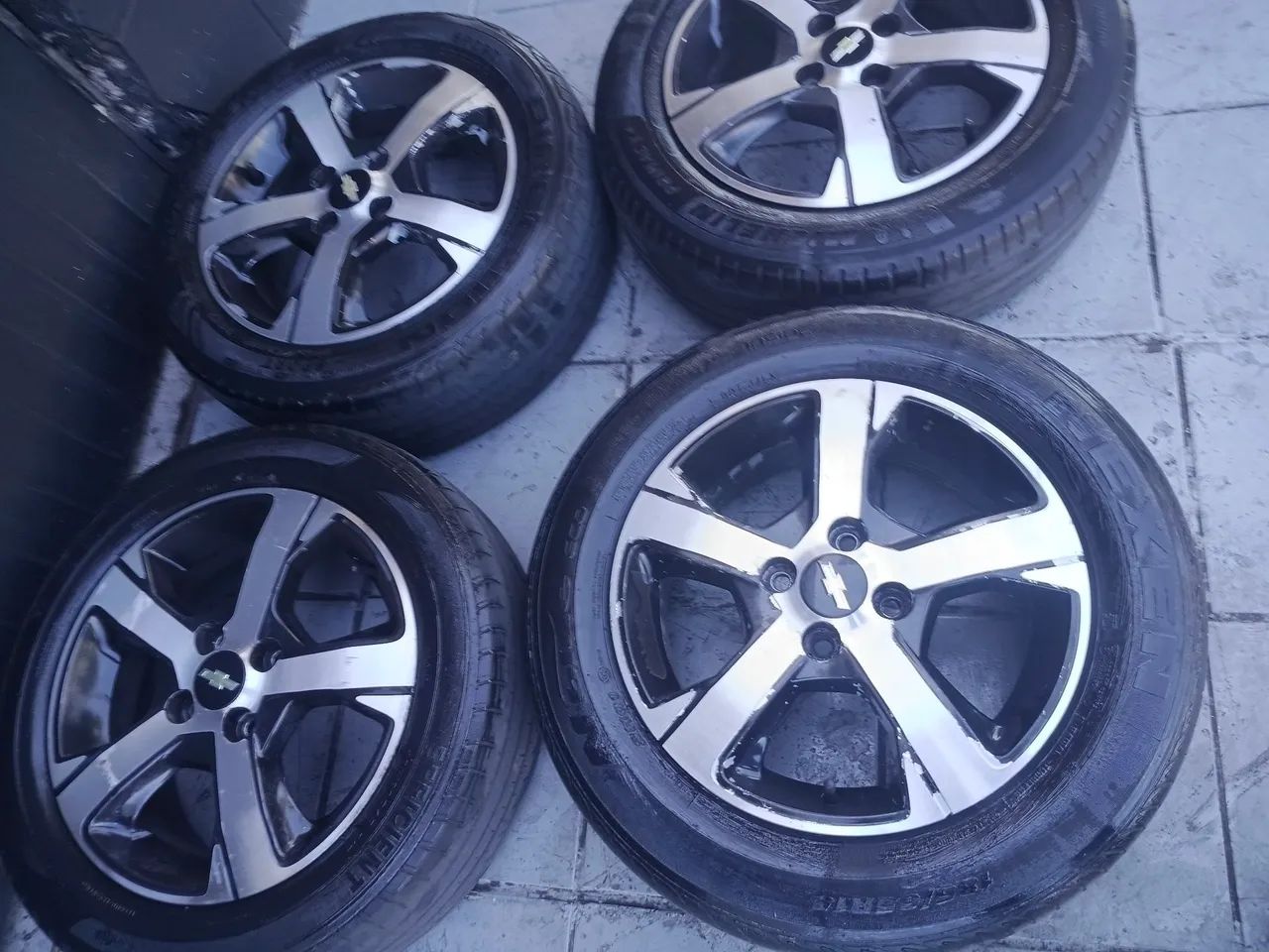 Rodas 15 onix prisma GM barbada  - Foto 6