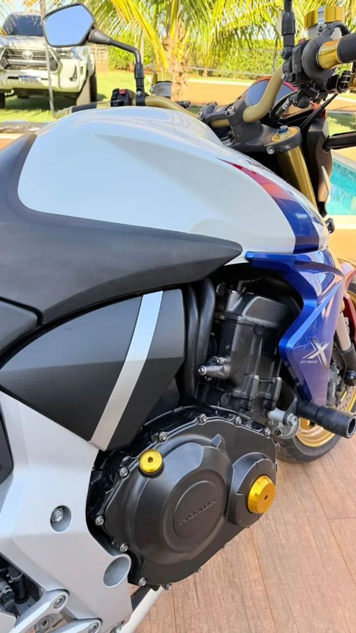 CB 1000 - Foto 3