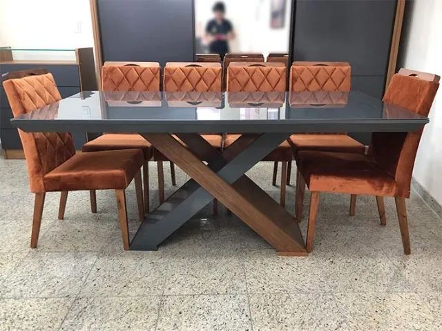 Mesa de Jantar com Tampo de Vidro + 8 Cadeiras