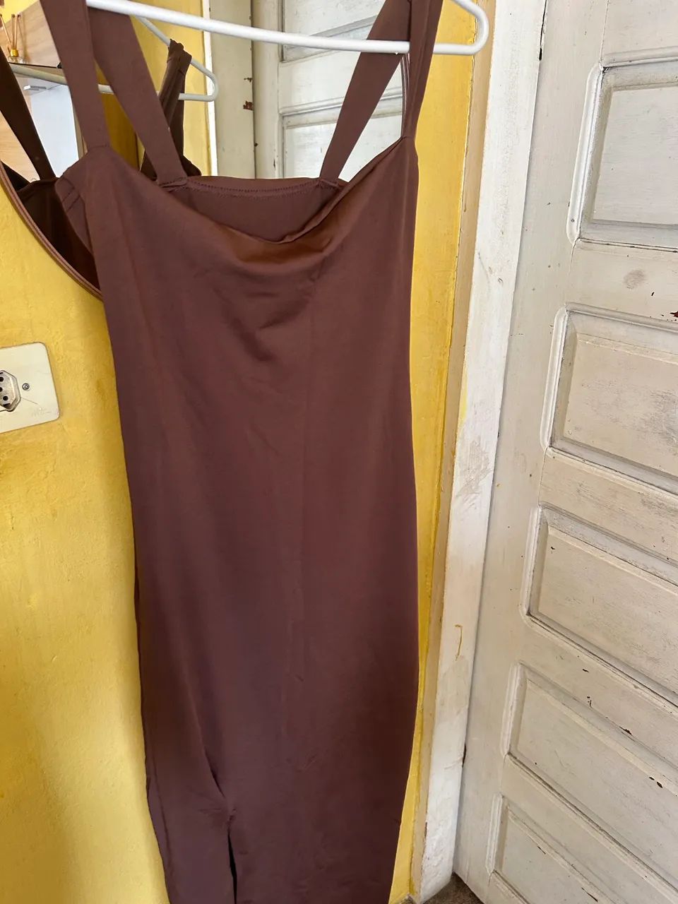 Vestido colado marrom - Foto 2