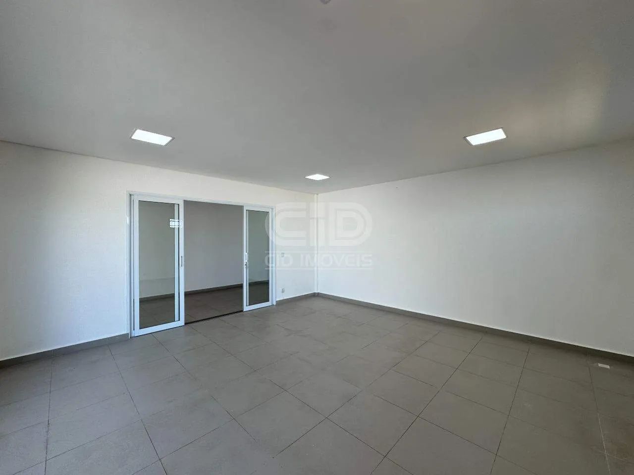Sala com 36m² atrás da Bluefit da Av. Fernando Correa - Foto 5