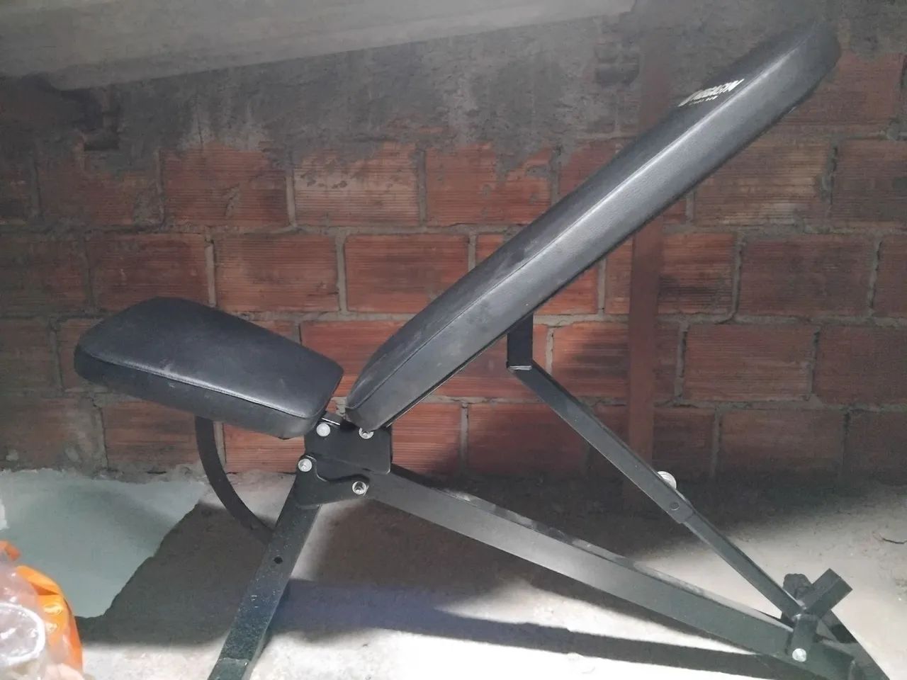 Kit Anilhas, Barras e Banco (Musculação) - Foto 4