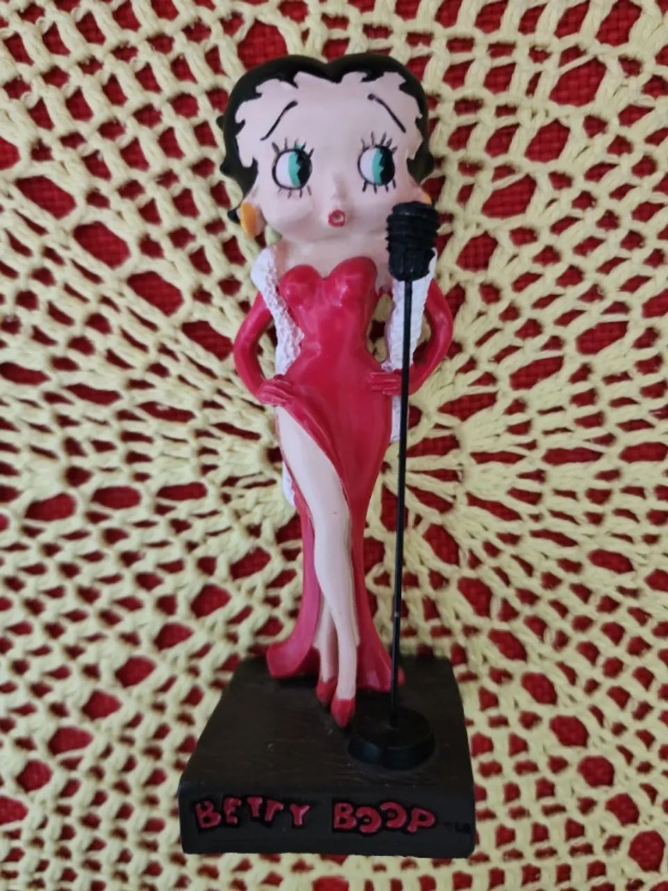 Miniatura Betty Boop Cantora