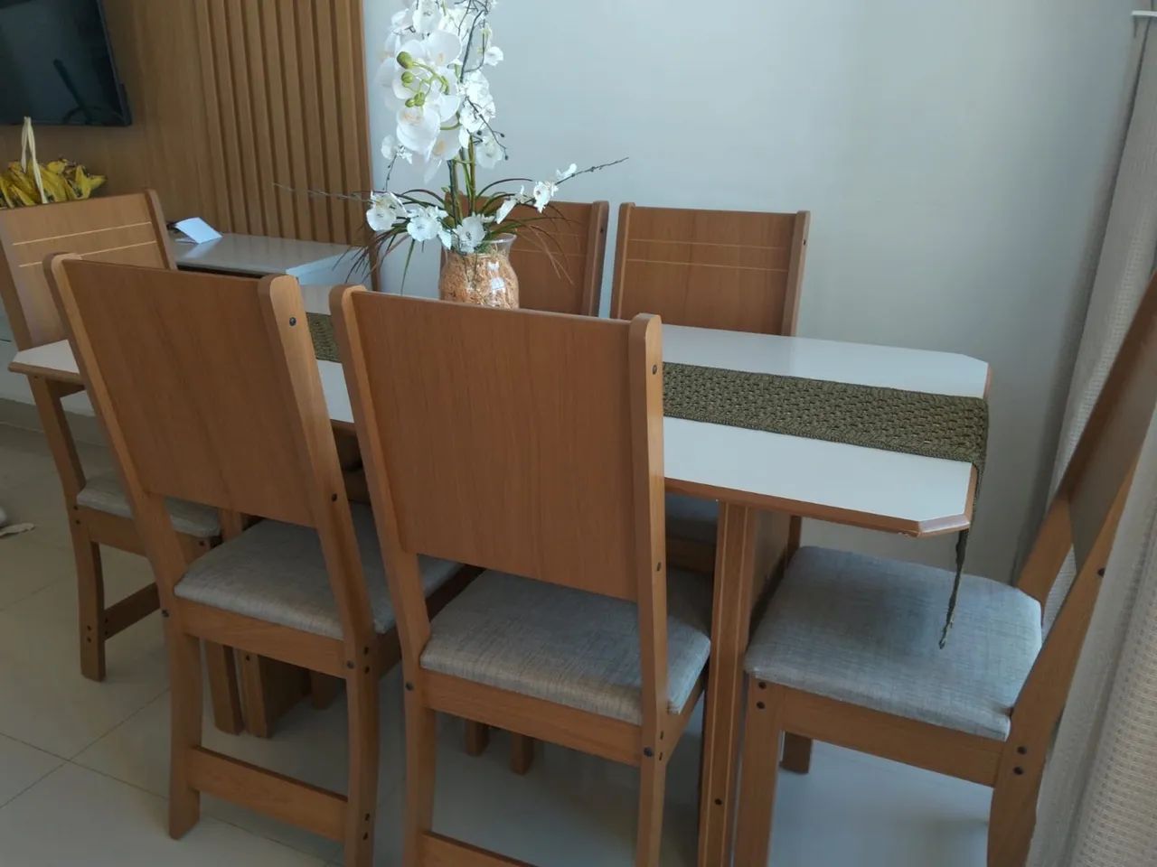 Mesa 6 cadeiras 