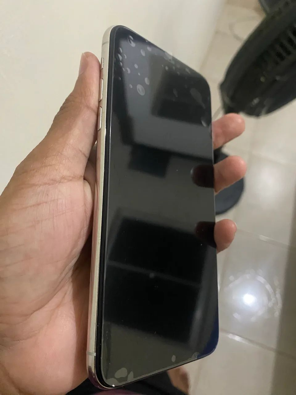 iPhone 11Pro Max 64GB - Foto 5