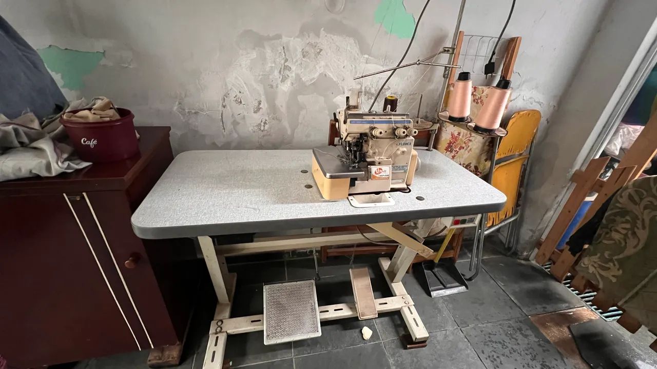 Máquina Overloque - Foto 2