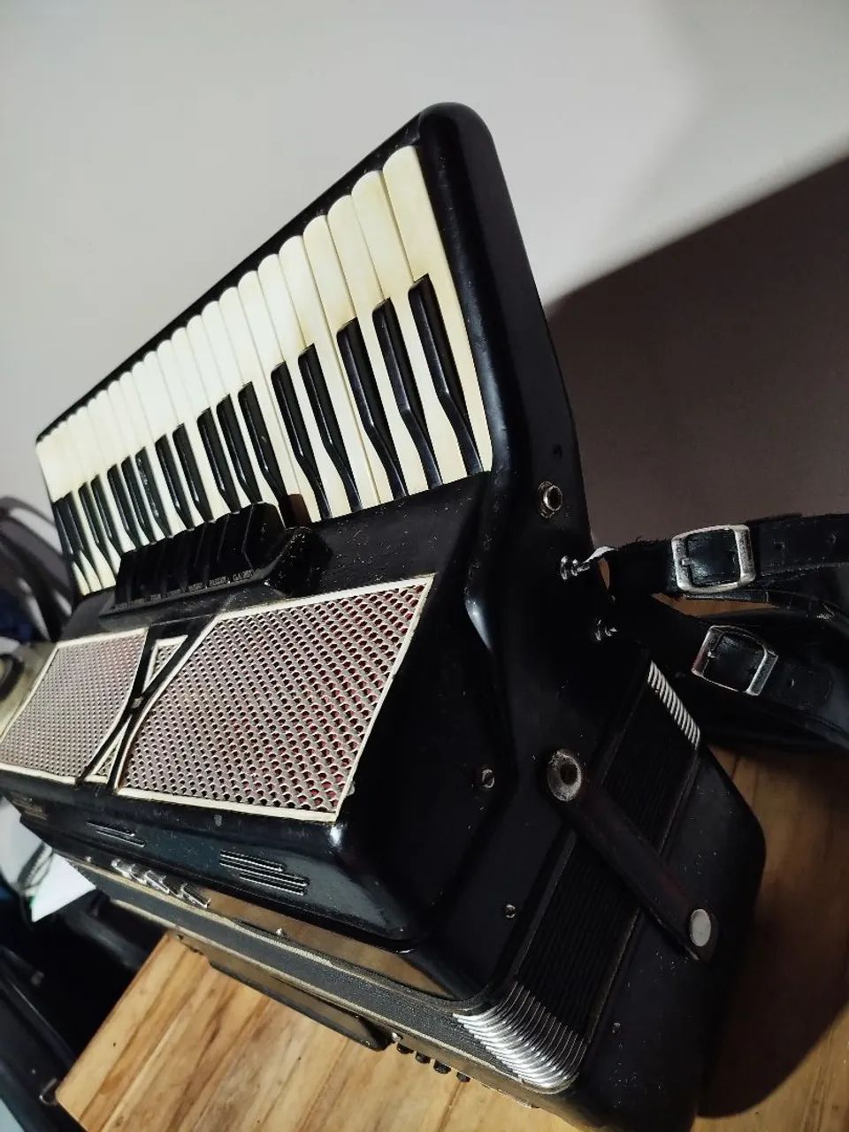 Acordeon Scala 120 baixos  - Foto 4