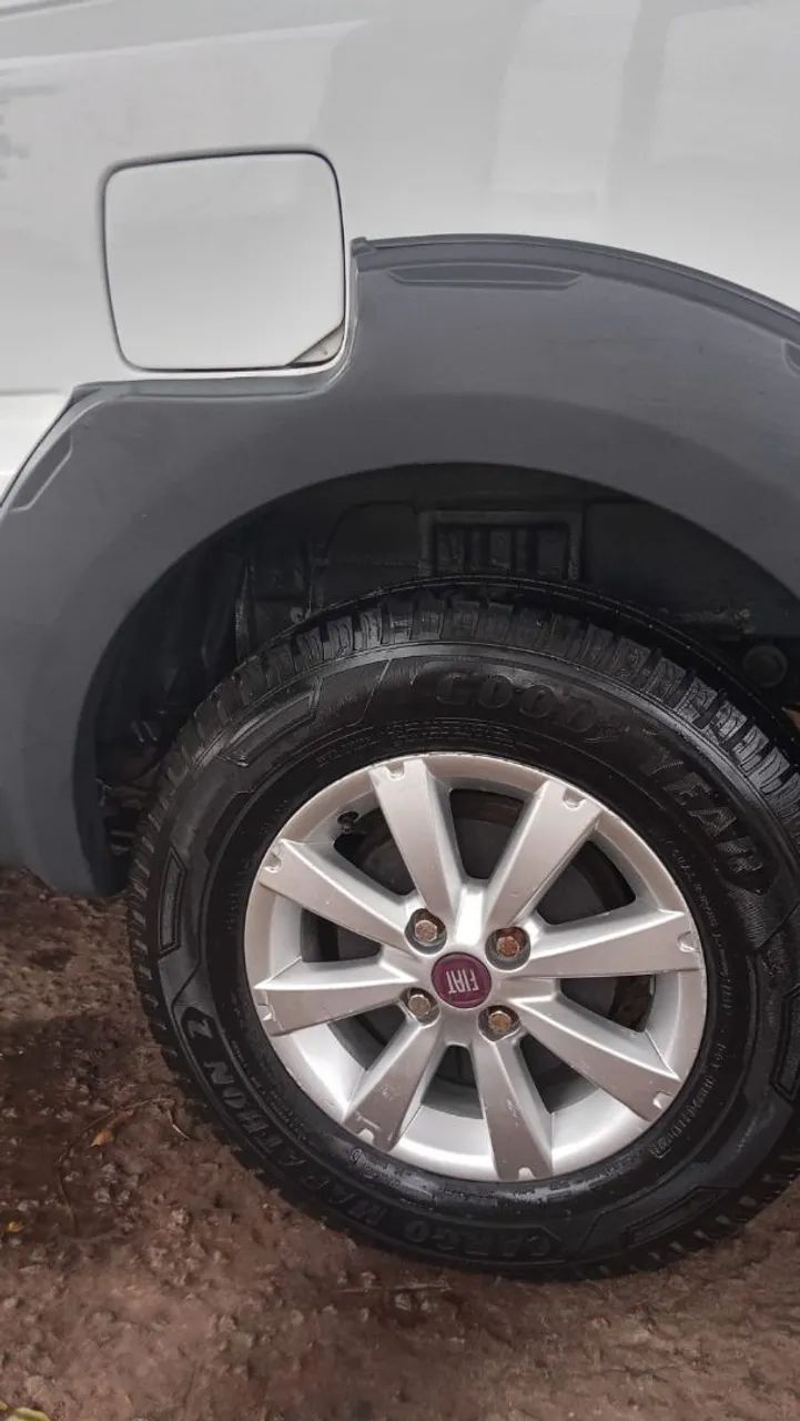 Fiat Strada Working Hard 1.4 Fire Flex 8V CS 2018 - Foto 2