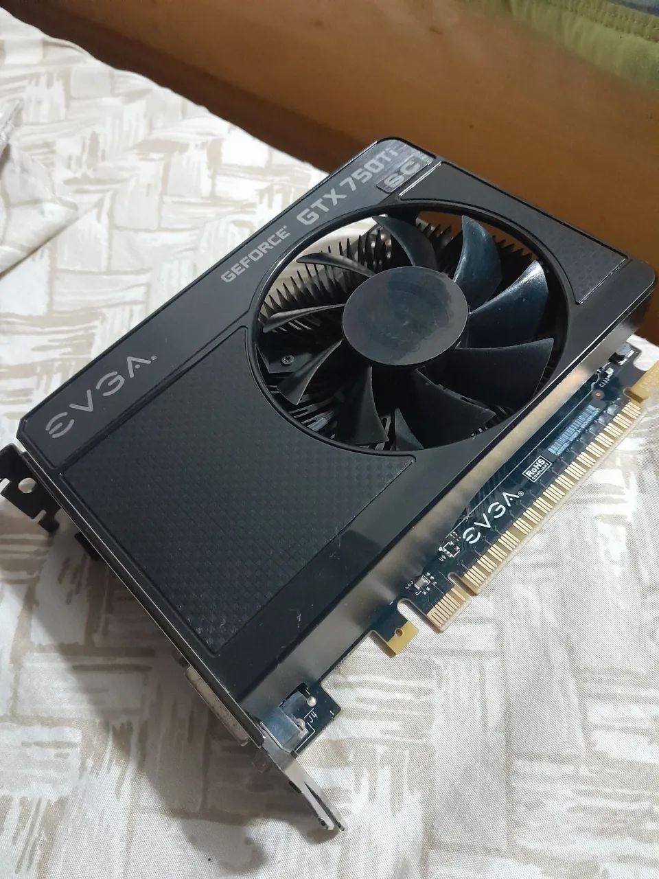 Placa de vídeo GTX 750 ti 