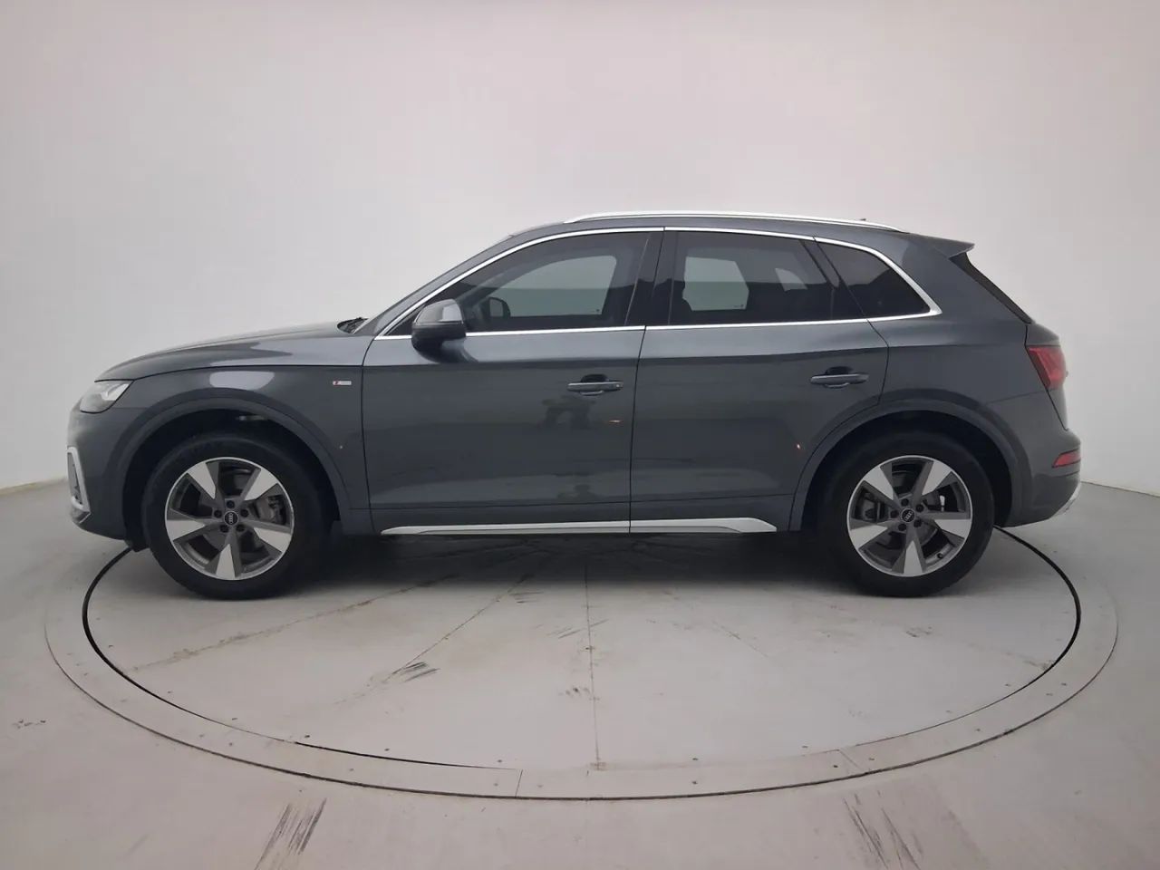 Audi Q5 S-line 2.0 TFSI Quattro S-tronic, foto 2 de 18
