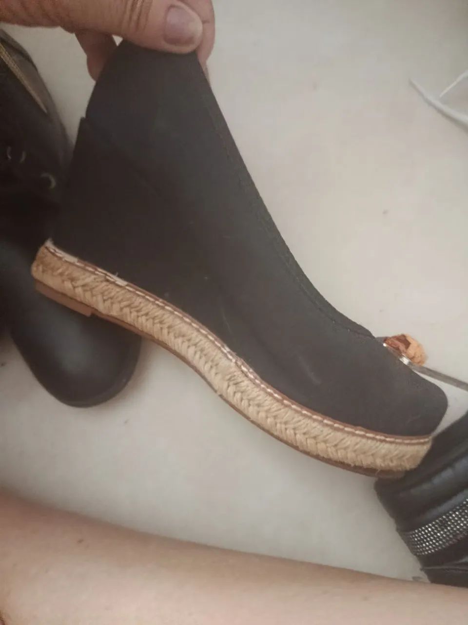 Botas femininas, sandálias e sapatos  - Foto 2