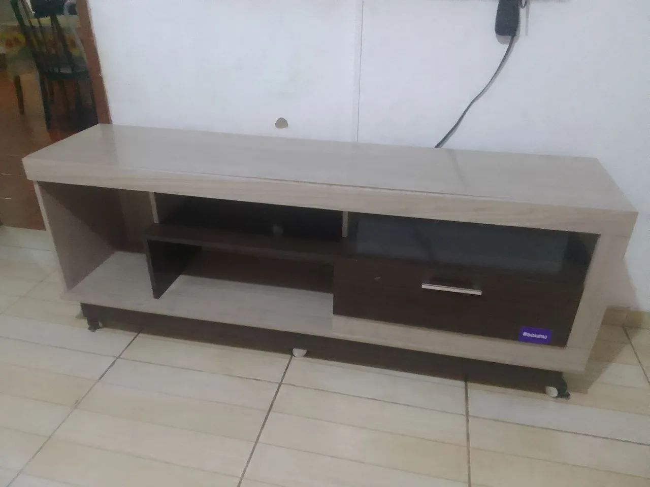 Vendo rack e escrivaninha
