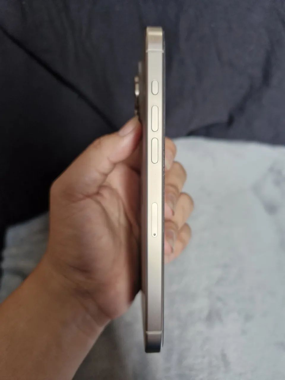 Iphone 15 pro max 256gb(titanium) - Foto 2
